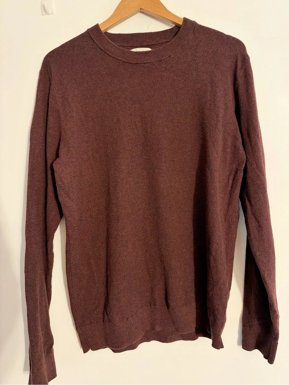 RW&CO. Burgundy Crewneck Sweater Size Medium